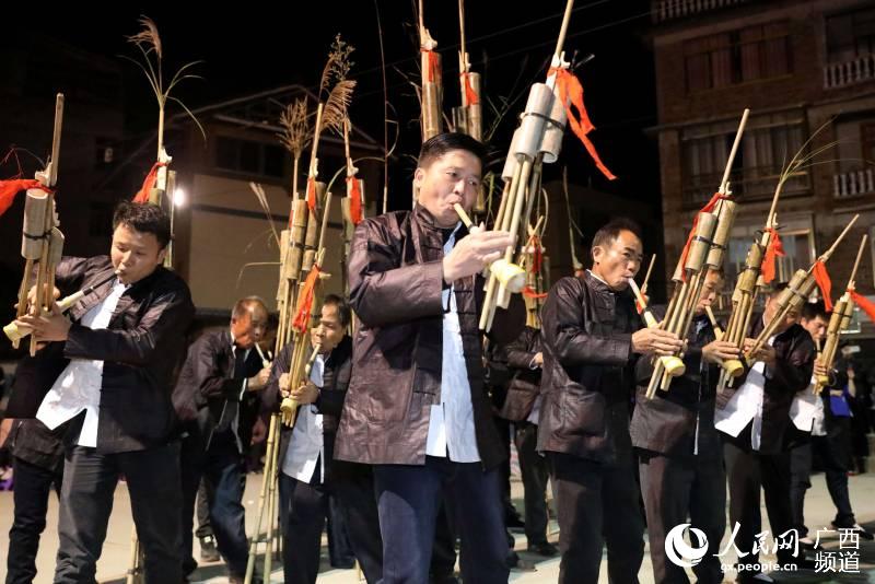 ????1???¤?????¨èμ?è?|??????é??????o·???